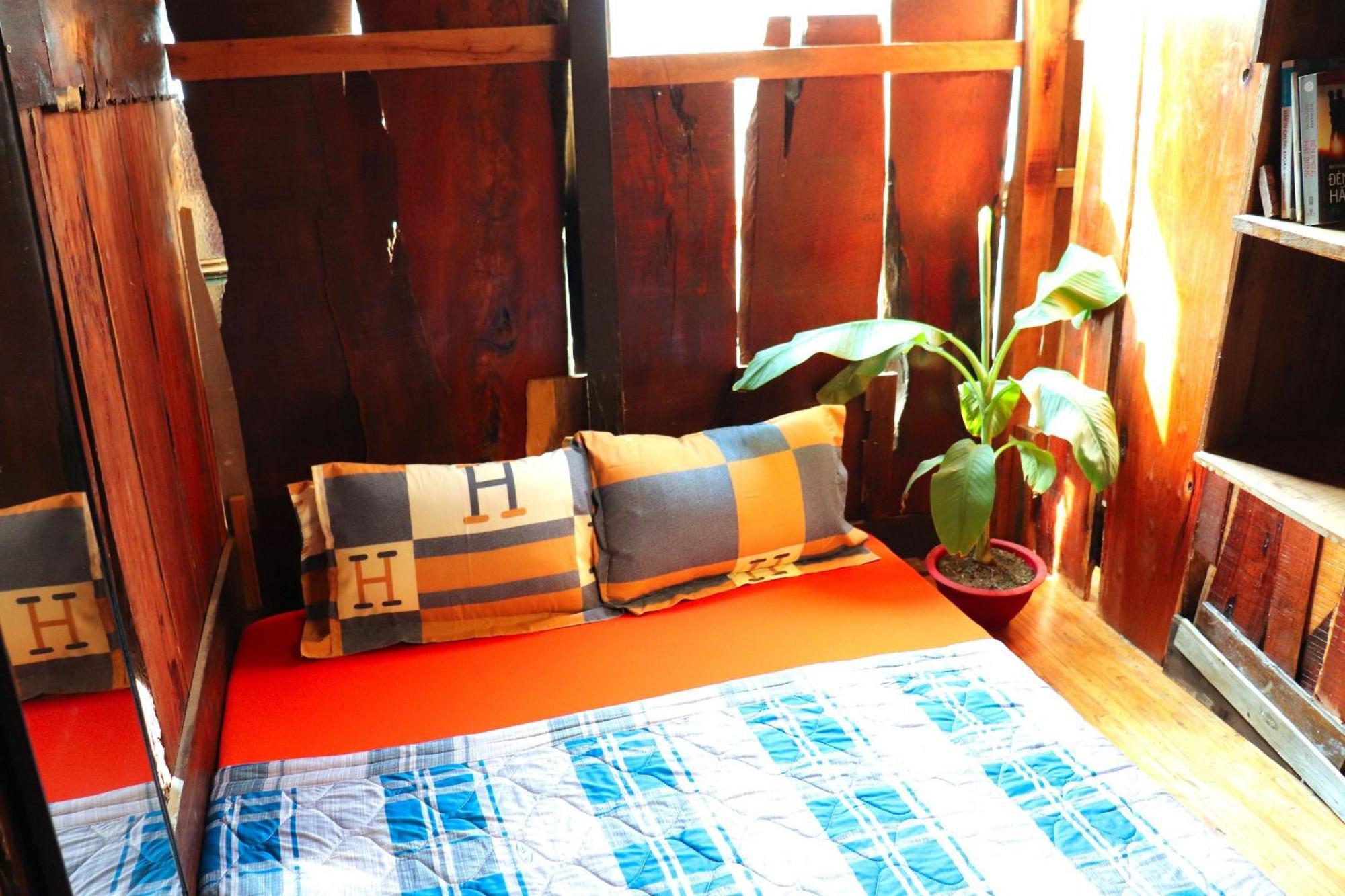 The Gk House Hostel, Ecolliving, Central City, Natural Wooden, Chill View Rooftop, Restaurant And Cocktail Bar Thành Pho Ho Chí Minh Esterno foto