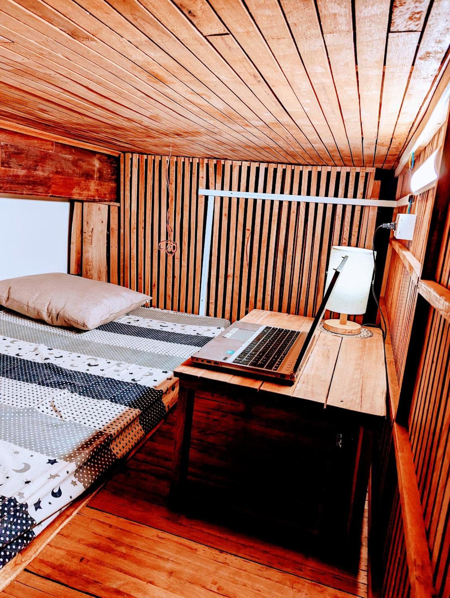 The Gk House Hostel, Ecolliving, Central City, Natural Wooden, Chill View Rooftop, Restaurant And Cocktail Bar Thành Pho Ho Chí Minh Esterno foto