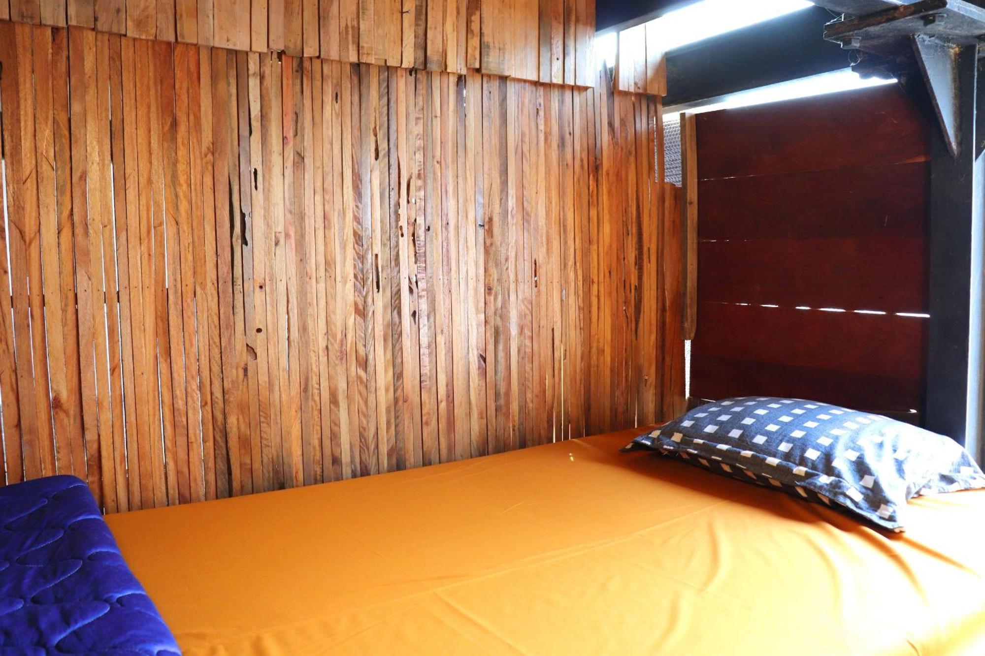 The Gk House Hostel, Ecolliving, Central City, Natural Wooden, Chill View Rooftop, Restaurant And Cocktail Bar Thành Pho Ho Chí Minh Esterno foto