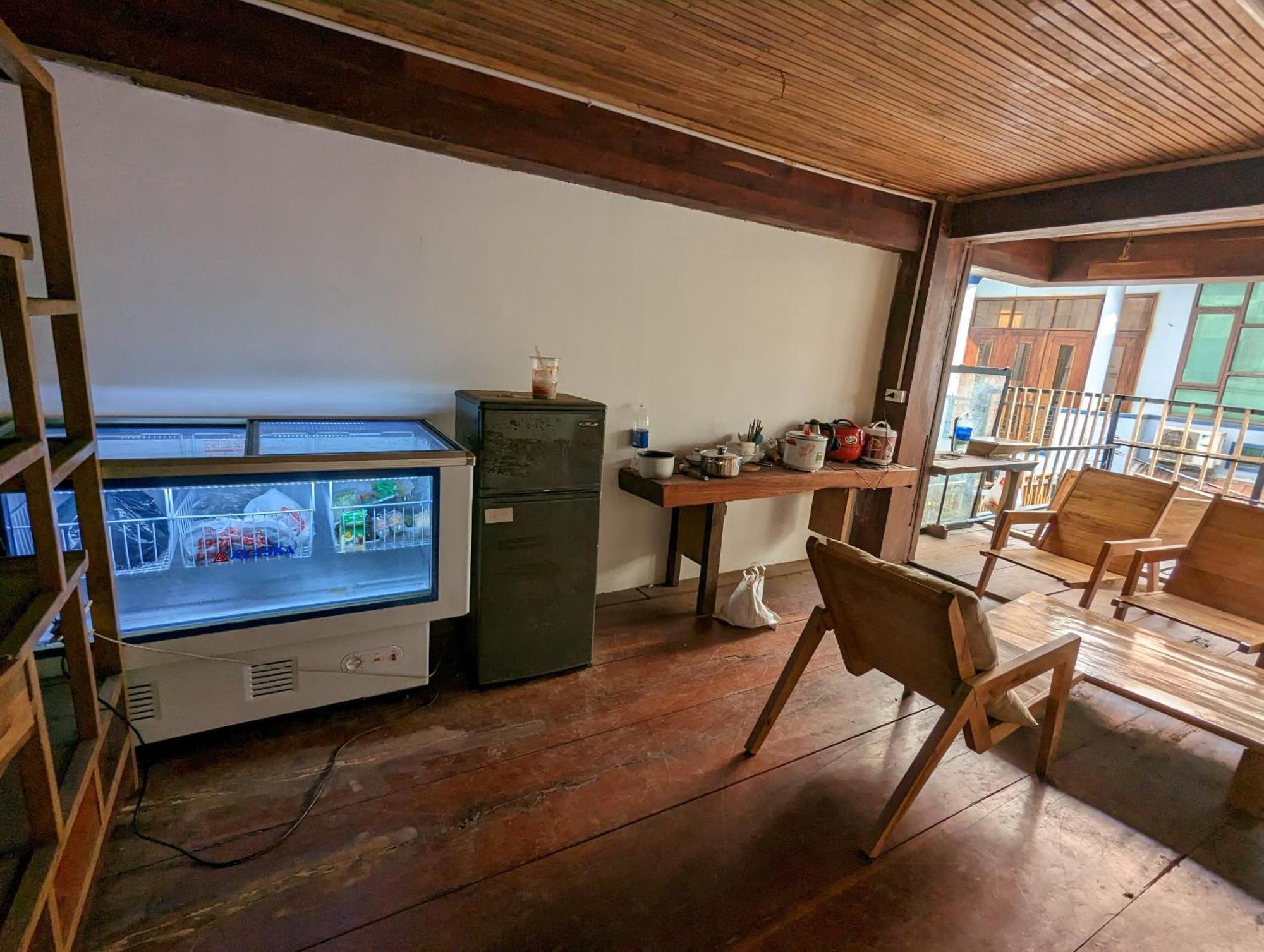 The Gk House Hostel, Ecolliving, Central City, Natural Wooden, Chill View Rooftop, Restaurant And Cocktail Bar Thành Pho Ho Chí Minh Esterno foto